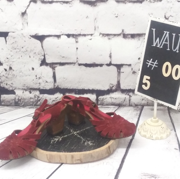 Violis Clog Sandals sz. 8 - Picture 2 of 3